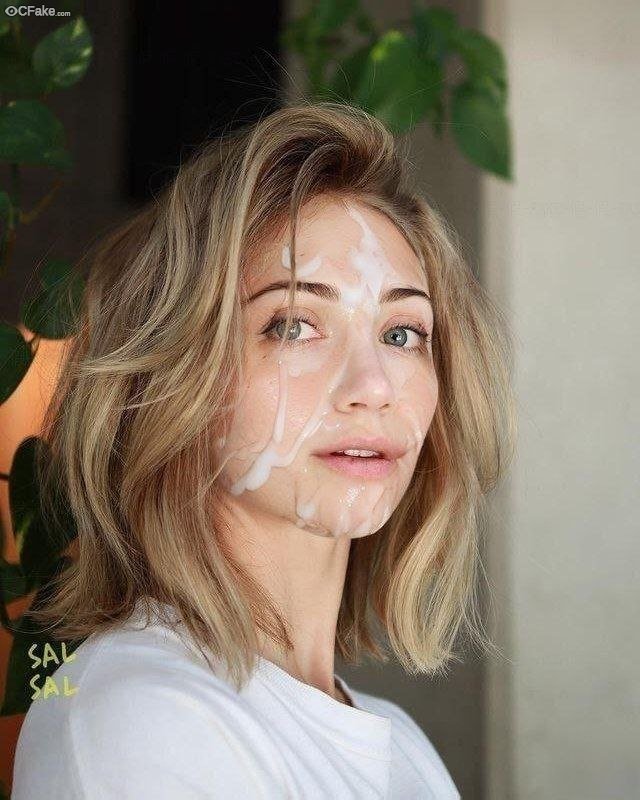 SFNMH6kJ Celebrity faces to lick clean 28.jpg